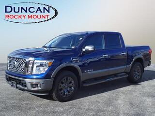 2017 Nissan Titan