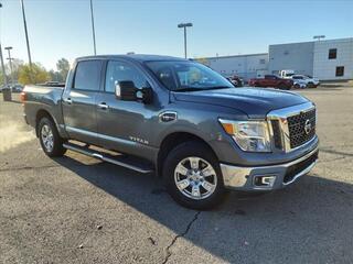 2017 Nissan Titan