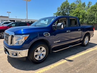 2017 Nissan Titan