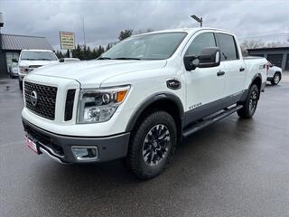 2017 Nissan Titan