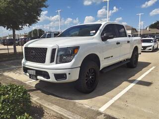 2018 Nissan Titan