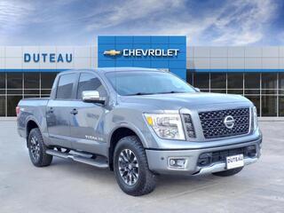 2019 Nissan Titan