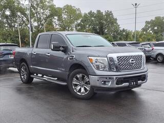 2017 Nissan Titan