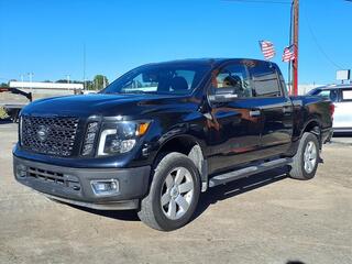 2019 Nissan Titan for sale in Houston TX