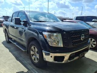 2019 Nissan Titan