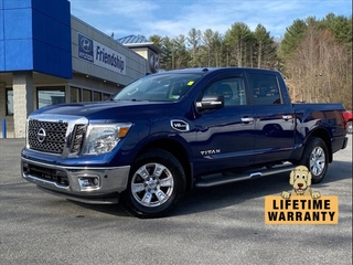 2017 Nissan Titan