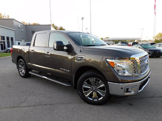 2017 Nissan Titan for sale in Clarksville TN