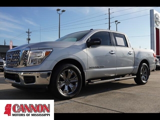 2019 Nissan Titan