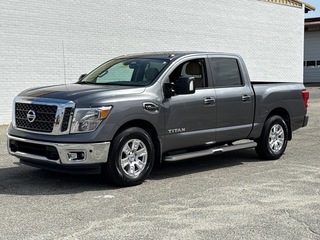 2017 Nissan Titan