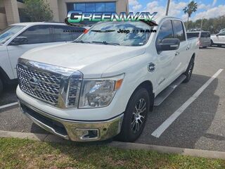 2017 Nissan Titan