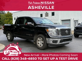 2018 Nissan Titan