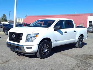 2023 Nissan Titan for sale in Ada OK