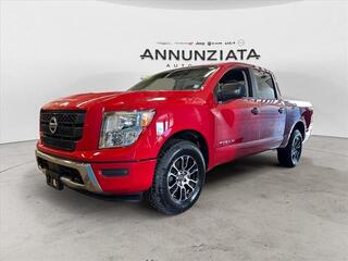 2022 Nissan Titan