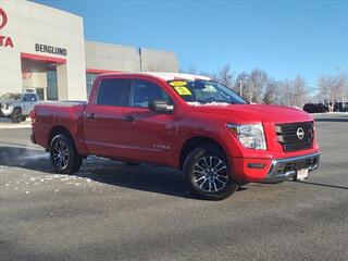 2023 Nissan Titan