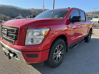 2021 Nissan Titan