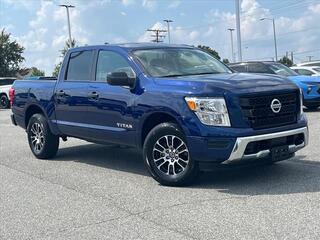 2022 Nissan Titan