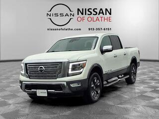 2020 Nissan Titan