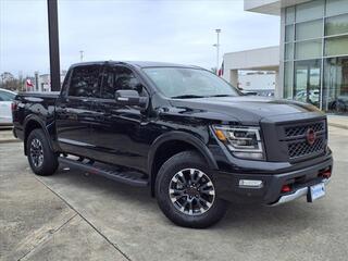 2024 Nissan Titan