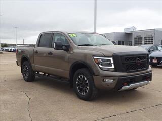 2024 Nissan Titan for sale in Mcalester OK