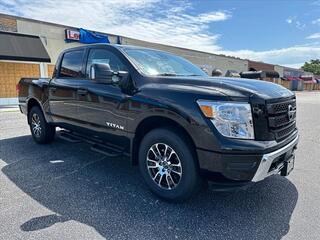 2024 Nissan Titan for sale in Independence MO