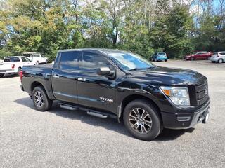 2021 Nissan Titan