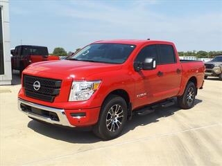 2024 Nissan Titan for sale in Ada OK