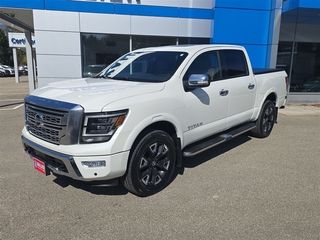 2021 Nissan Titan
