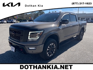2021 Nissan Titan