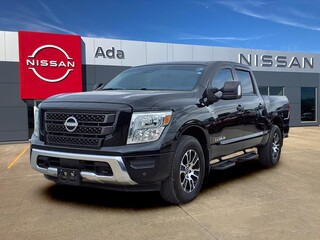 2024 Nissan Titan for sale in Ada OK
