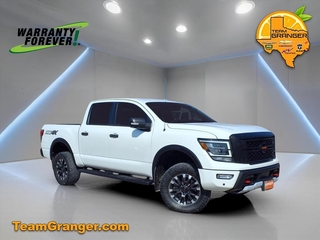2021 Nissan Titan