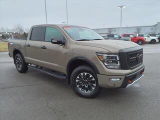 2023 Nissan Titan