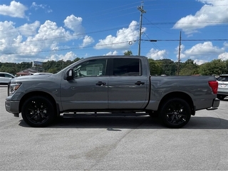 2024 Nissan Titan