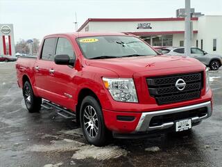 2021 Nissan Titan