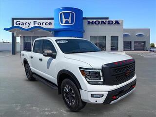 2024 Nissan Titan
