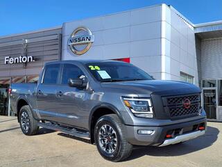 2024 Nissan Titan for sale in Mcalester OK