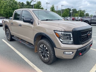 2021 Nissan Titan