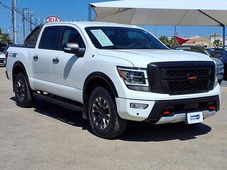 2021 Nissan Titan