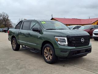 2024 Nissan Titan for sale in Mcalester OK