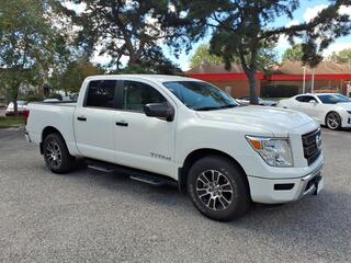 2022 Nissan Titan