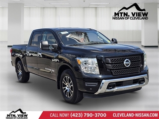 2020 Nissan Titan