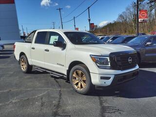 2024 Nissan Titan