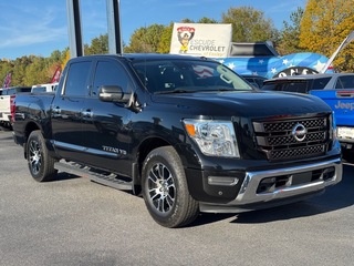 2020 Nissan Titan