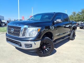 2017 Nissan Titan for sale in Pasadena TX