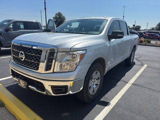 2018 Nissan Titan