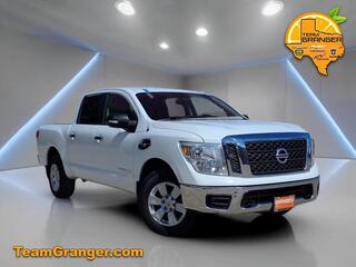2017 Nissan Titan