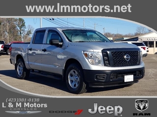 2018 Nissan Titan