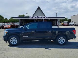 2017 Nissan Titan