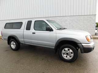 2000 Nissan Frontier for sale in Clarksville TN