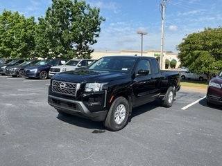 2024 Nissan Frontier