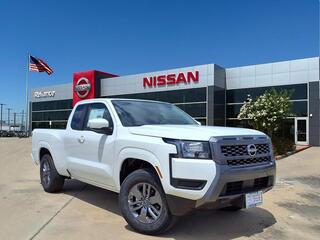 2025 Nissan Frontier